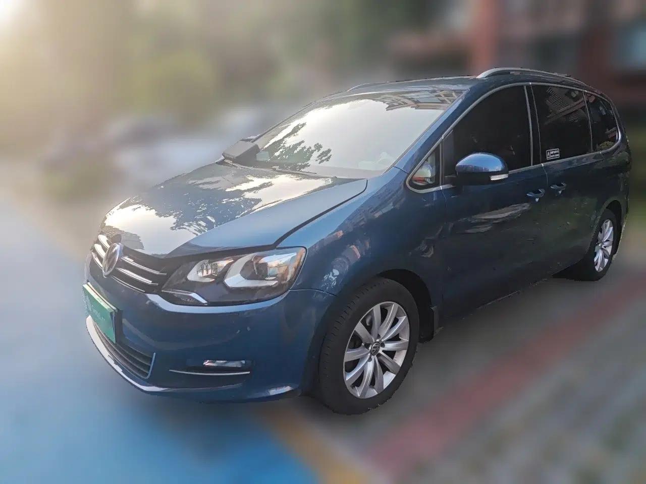 Volkswagen Sharan 2016 380TSI Luxury 7-Seater — миниатюра 1