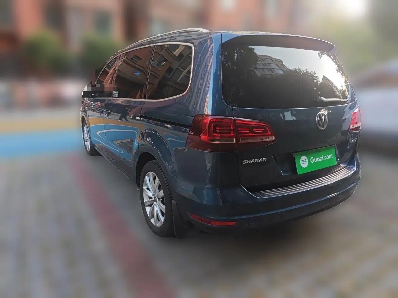 Volkswagen Sharan 2016 380TSI Luxury 7-Seater — миниатюра 4