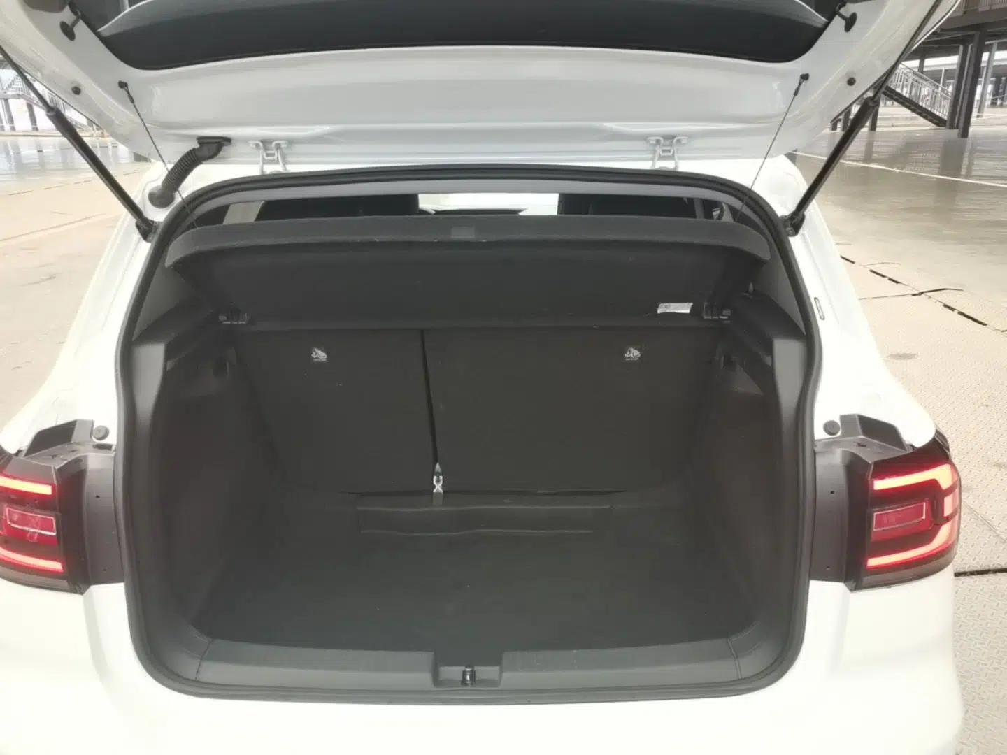 Volkswagen Tacqua 2021 1.5L Automatic Yue Zhi Lian Edition — миниатюра 21