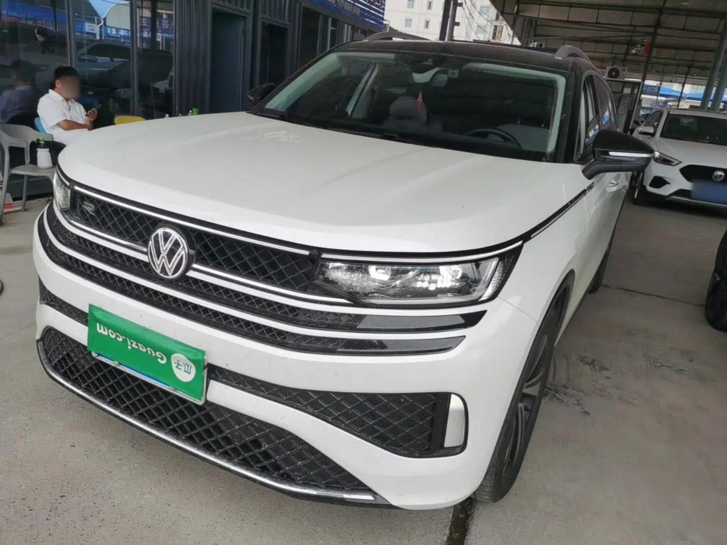 Volkswagen Tavendor 2024 380TSI All-Wheel Drive R-Line Cruise Edition — миниатюра 1