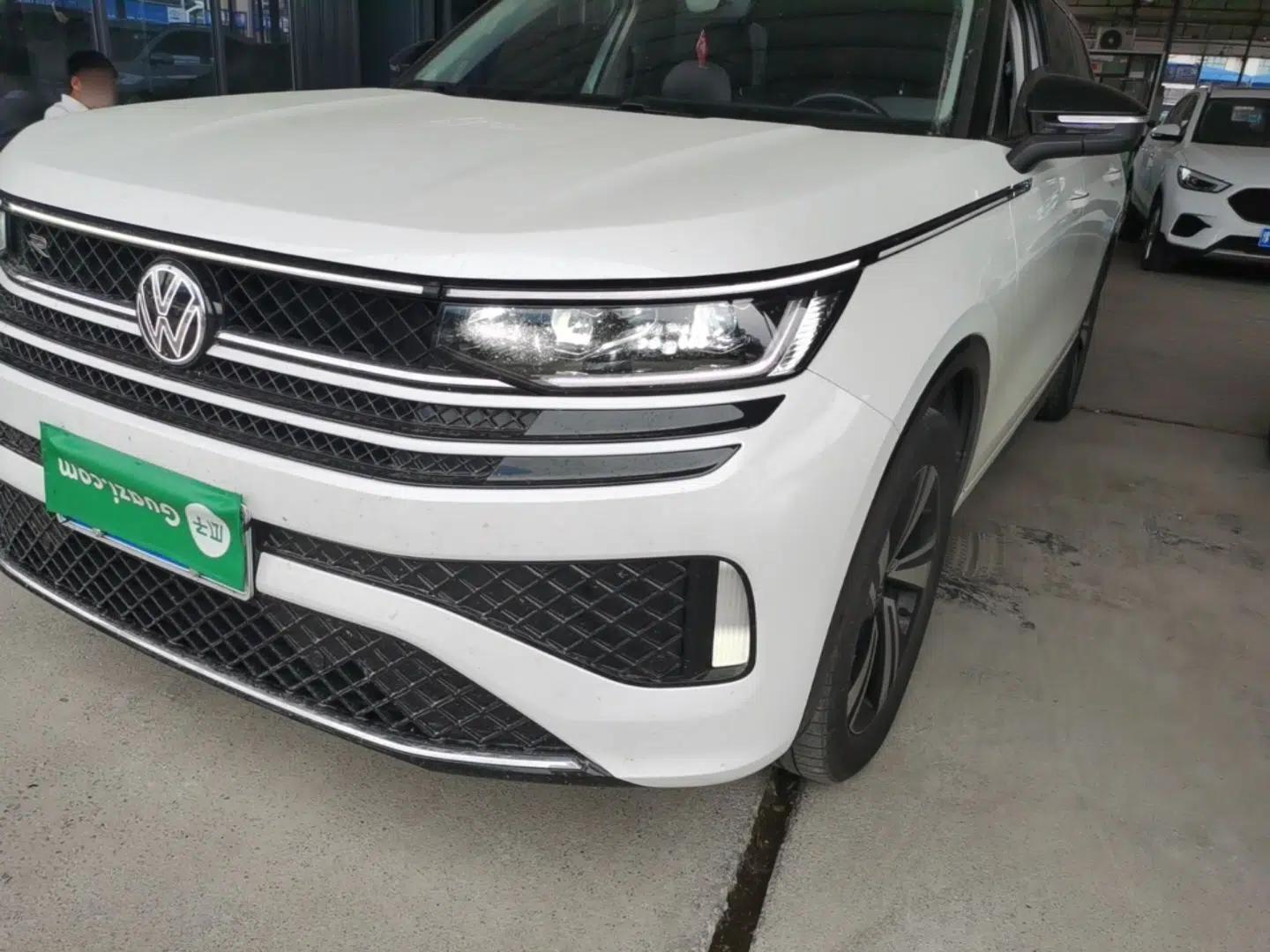 Volkswagen Tavendor 2024 380TSI All-Wheel Drive R-Line Cruise Edition — миниатюра 9