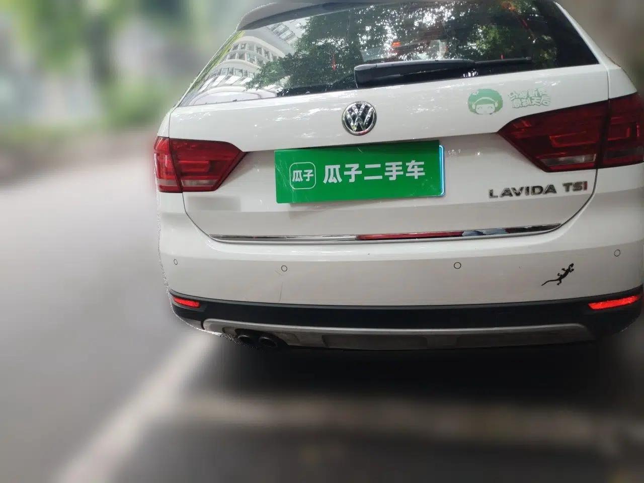 Volkswagen Cross Lavida 2014 1.4TSI DSG — миниатюра 5