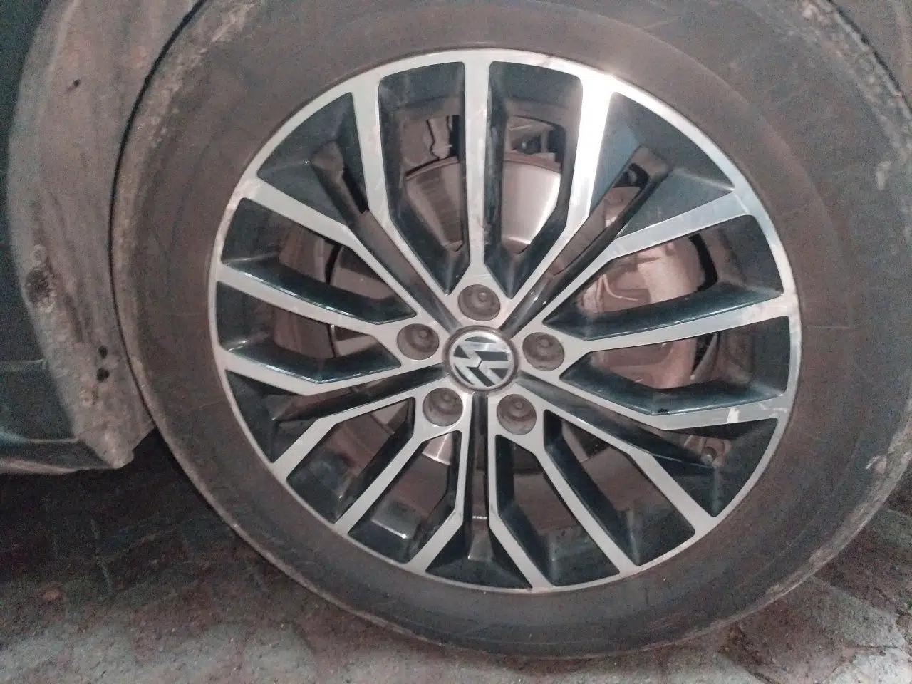 Volkswagen Cross Lavida 2014 1.4TSI DSG — миниатюра 8