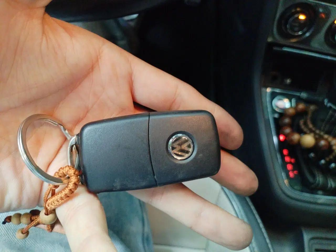 Volkswagen Cross Lavida 2014 1.4TSI DSG — миниатюра 9