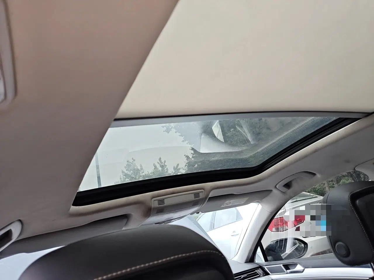 Volkswagen Magotan GTE Plug-in Hybrid 2022 GTE Luxury Model — миниатюра 19