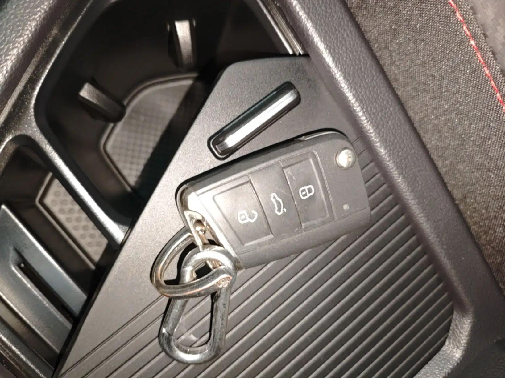Volkswagen Tiguan L New Energy 2022 430 PHEV Plug-in Hybrid Flagship Edition — миниатюра 12