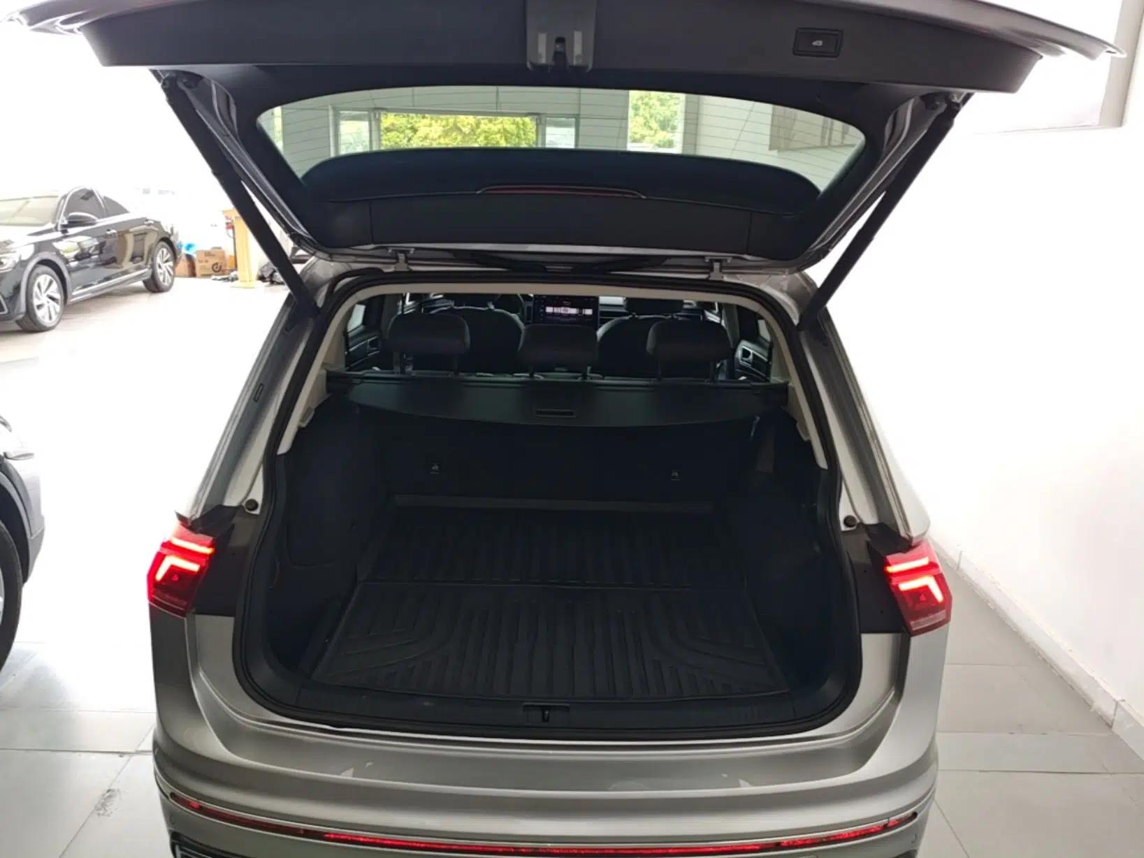 Volkswagen Tiguan L New Energy 2022 430 PHEV Plug-in Hybrid Flagship Edition — миниатюра 22