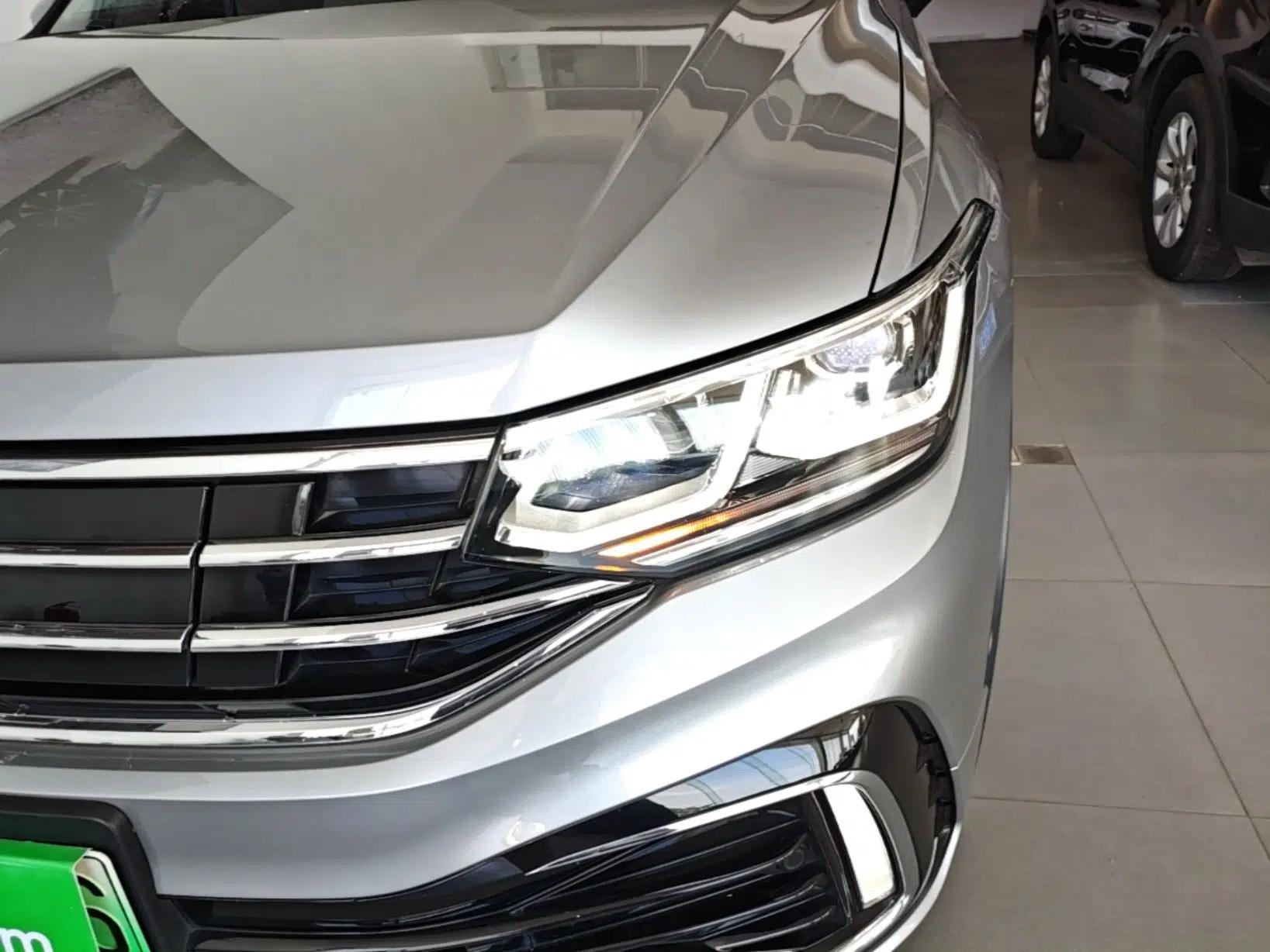 Volkswagen Tiguan L New Energy 2022 430 PHEV Plug-in Hybrid Flagship Edition — миниатюра 9
