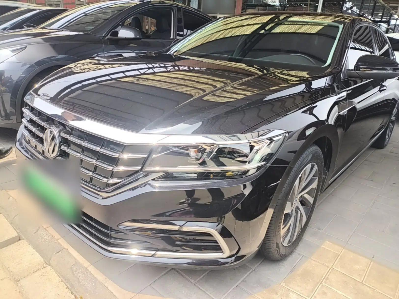 Volkswagen Passat New Energy 2020 430 PHEV Hybrid Elite Edition China VI Standard — миниатюра 1