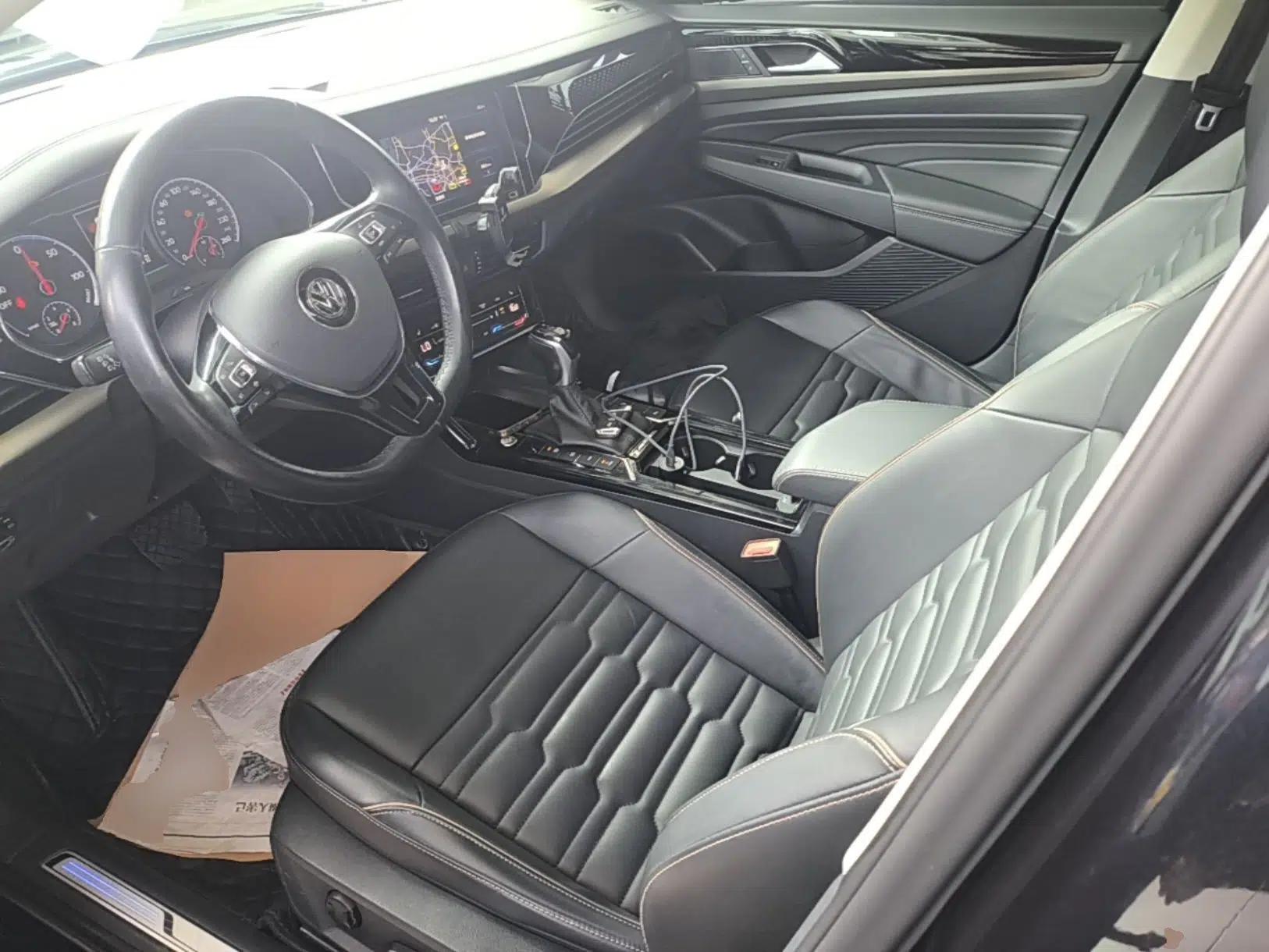 Volkswagen Passat New Energy 2020 430 PHEV Hybrid Elite Edition China VI Standard — миниатюра 18