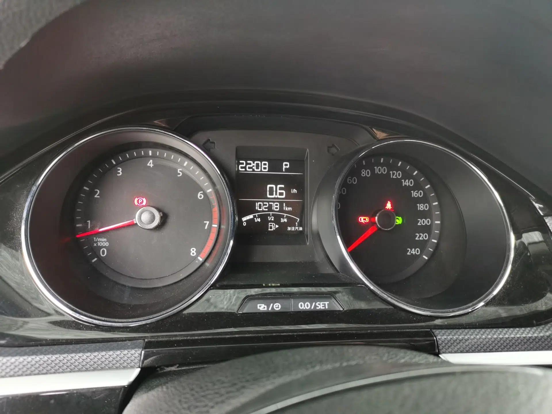 Volkswagen C-TREK 2018 230TSI DSG Comfort Model — миниатюра 12