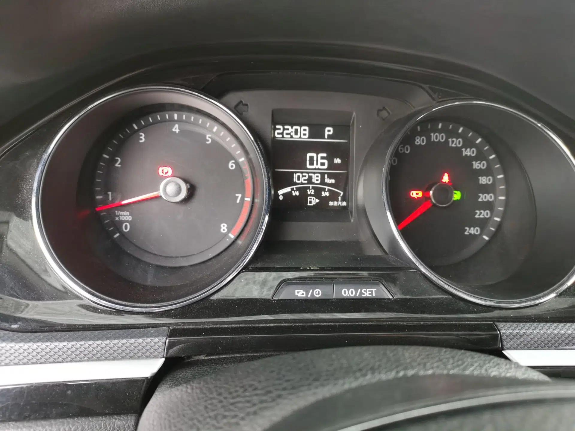 Volkswagen C-TREK 2018 230TSI DSG Comfort Model — миниатюра 13