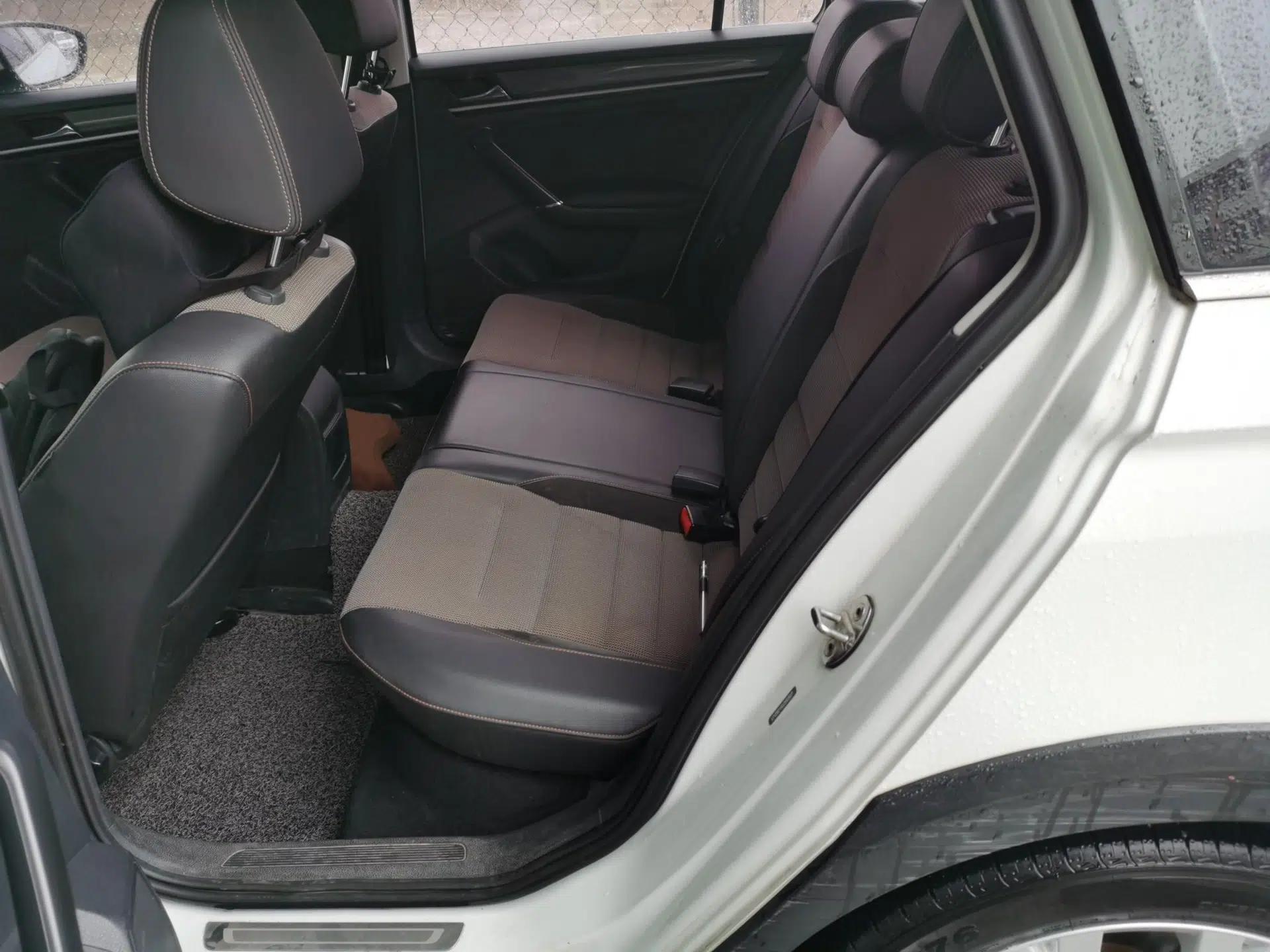 Volkswagen C-TREK 2018 230TSI DSG Comfort Model — миниатюра 18