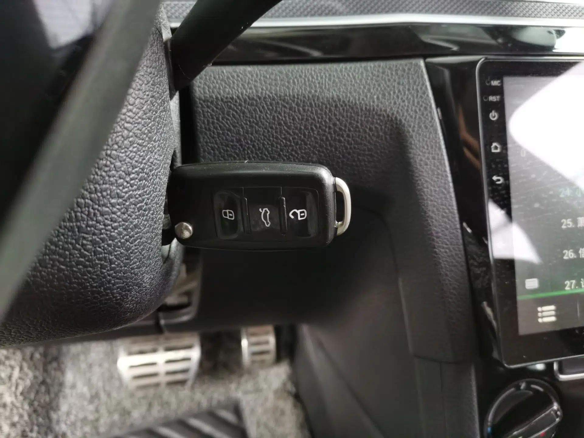 Volkswagen C-TREK 2018 230TSI DSG Comfort Model — миниатюра 9