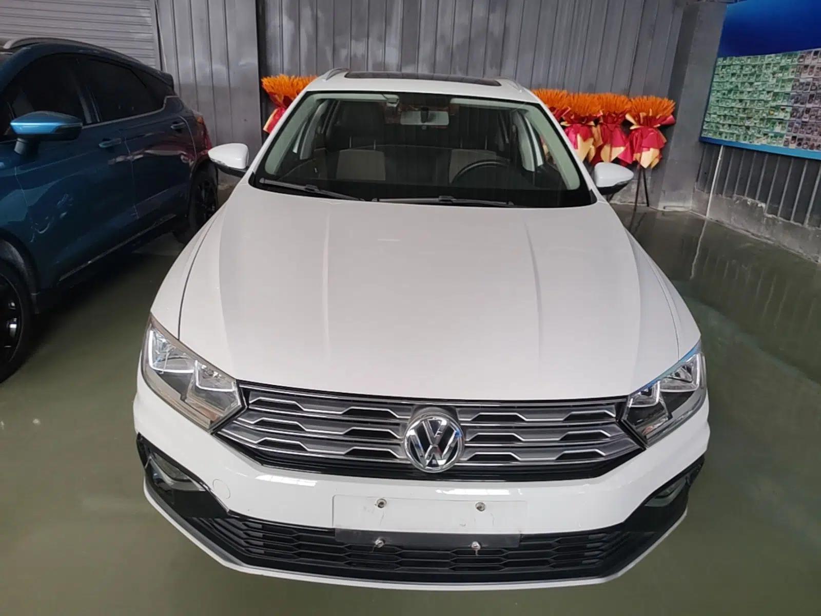 Volkswagen C-TREK 2018 1.5L Automatic Comfort Model — миниатюра 2
