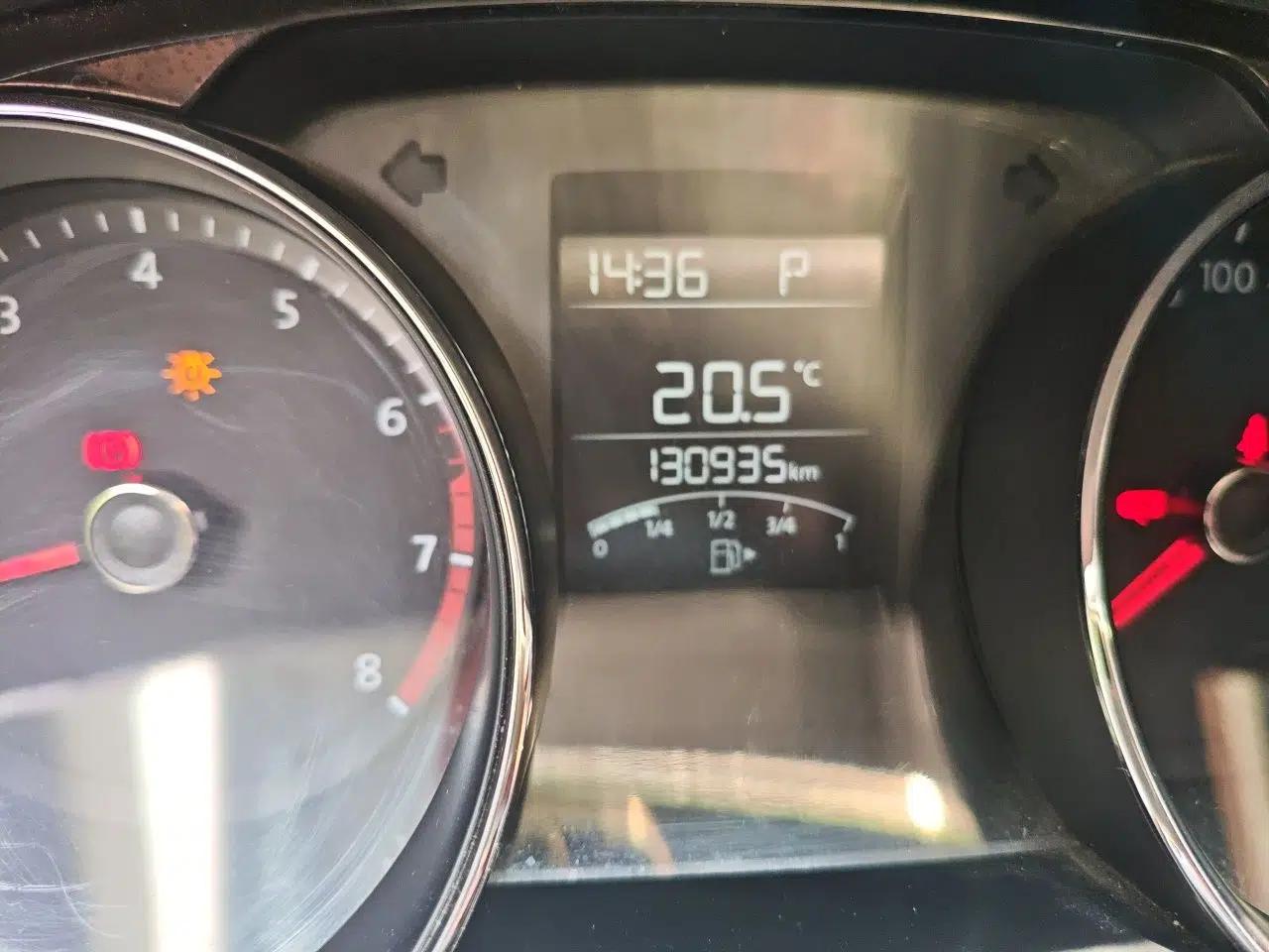 Volkswagen C-TREK 2017 230TSI DSG Comfort Version — миниатюра 13