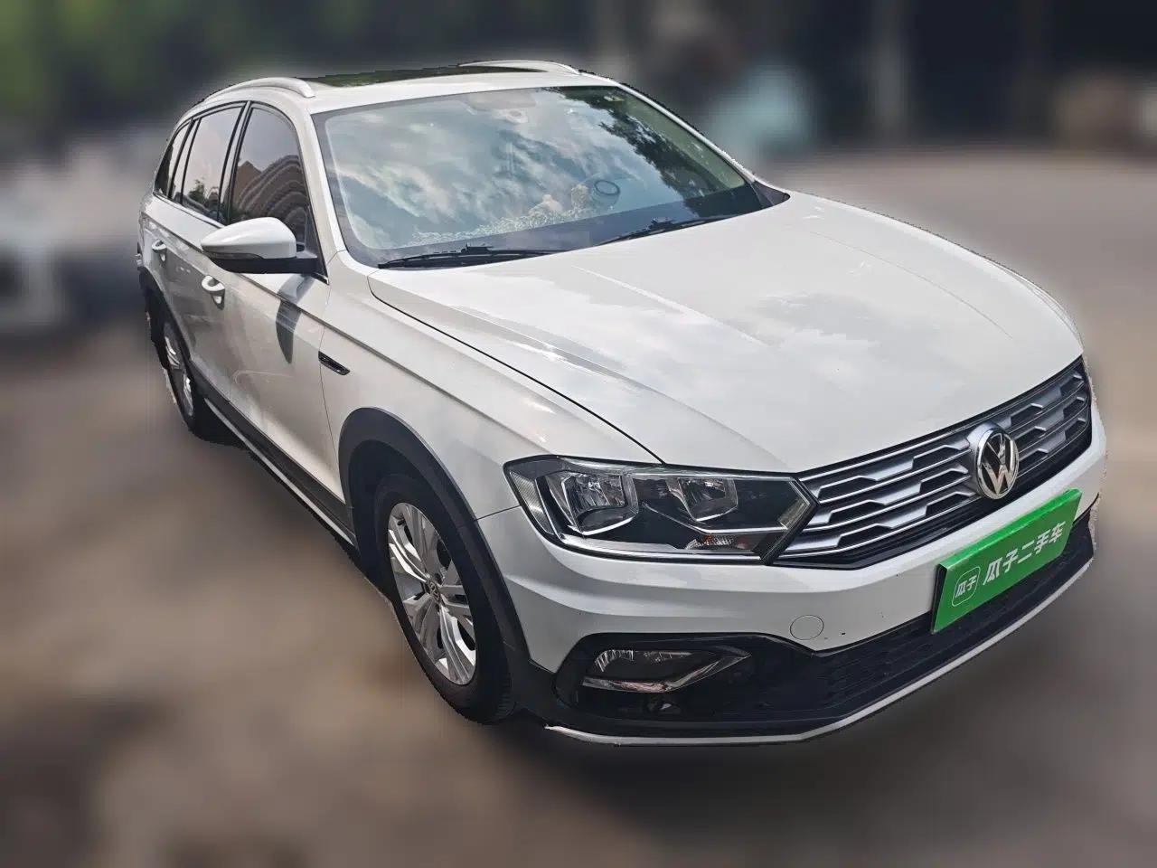Volkswagen C-TREK 2017 230TSI DSG Comfort Version — миниатюра 3