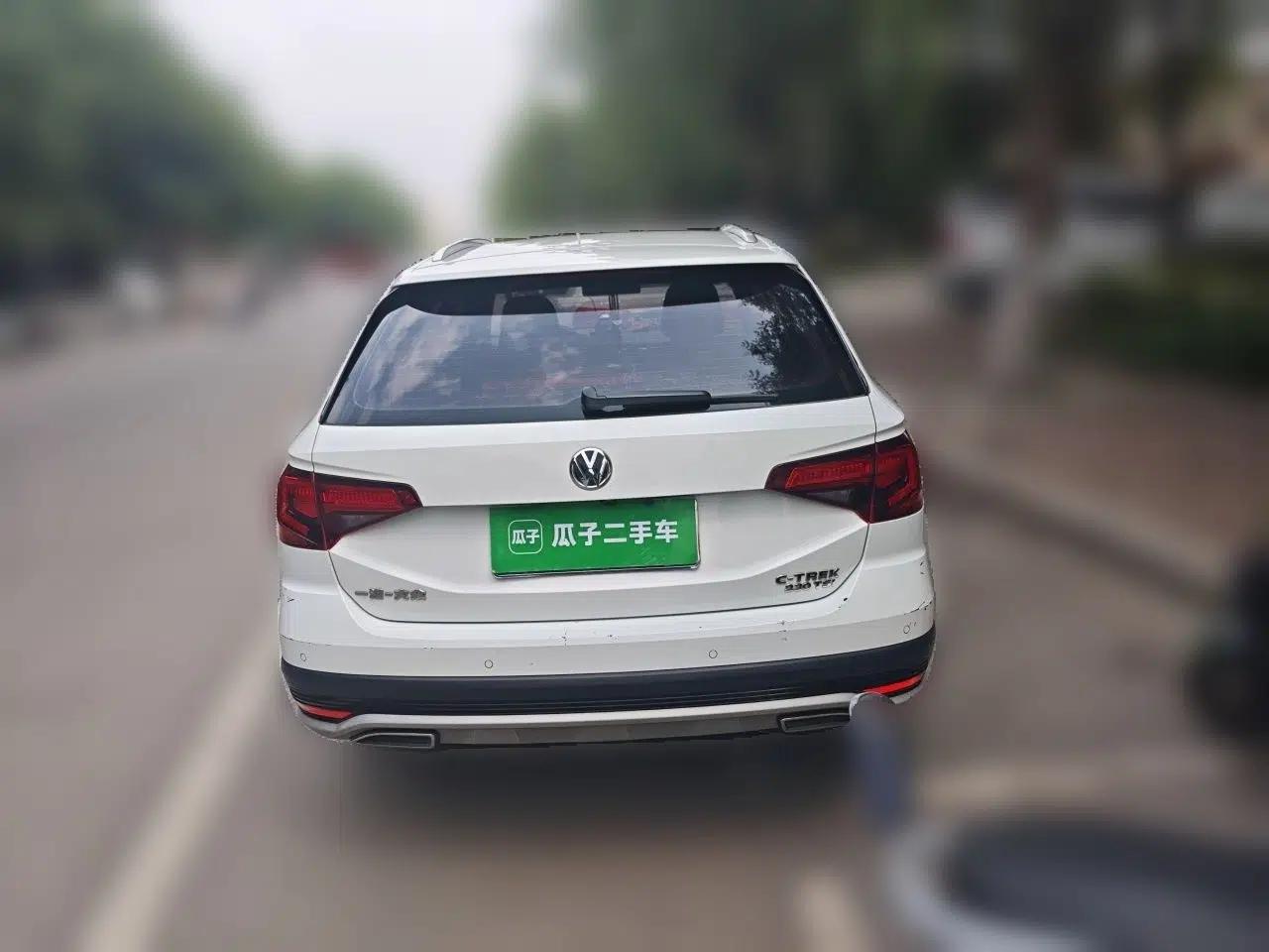 Volkswagen C-TREK 2017 230TSI DSG Comfort Version — миниатюра 5