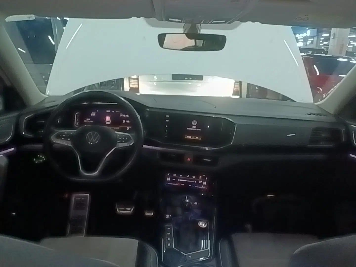 Volkswagen Tayron X 2020 330TSI Two-Wheel Drive Luxury Smart Connectivity Version — миниатюра 12