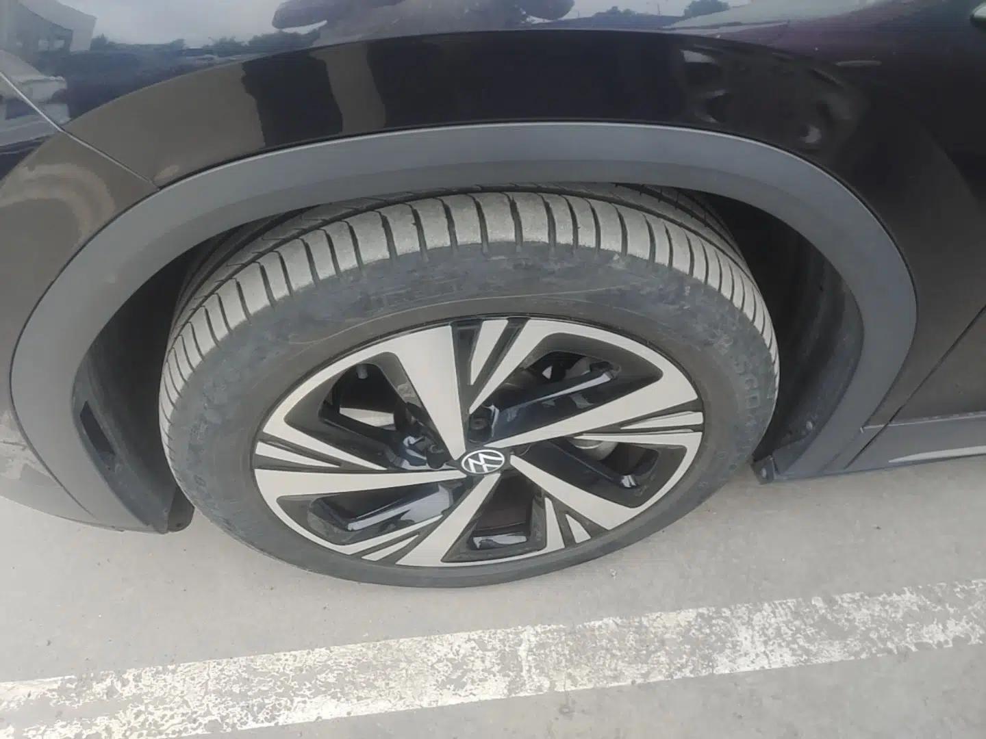 Volkswagen ID.6 CROZZ 2022 Long-Range PRO Edition — миниатюра 8