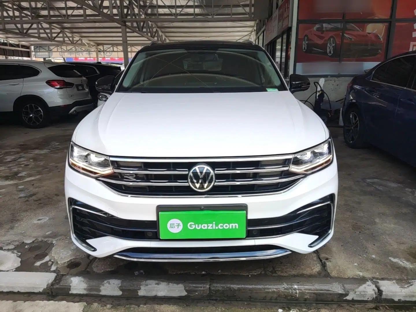 Volkswagen Tiguan X 2022 330TSI Two-Wheel-Drive Flagship Edition — миниатюра 2