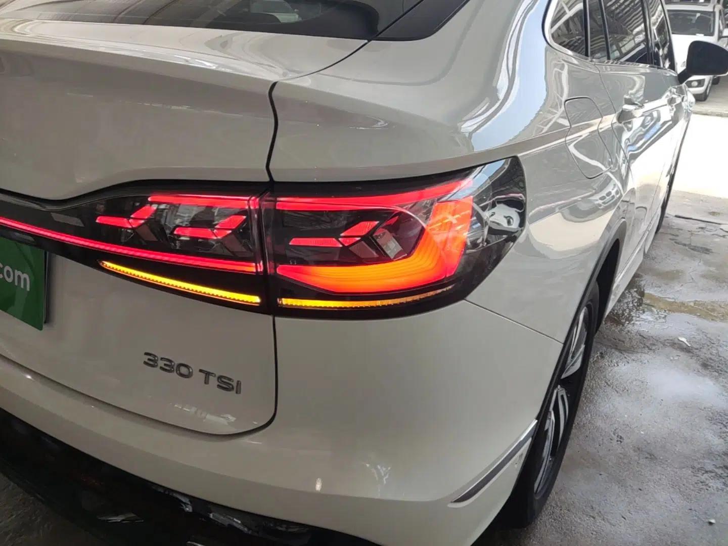 Volkswagen Tiguan X 2022 330TSI Two-Wheel-Drive Flagship Edition — миниатюра 7