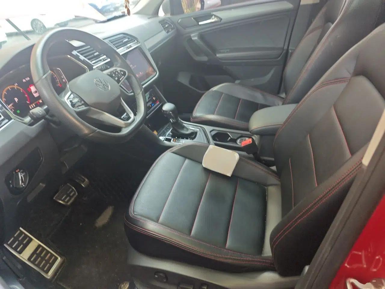 Volkswagen Tiguan X 2021 330TSI Two-Wheel-Drive Flagship Edition — миниатюра 16