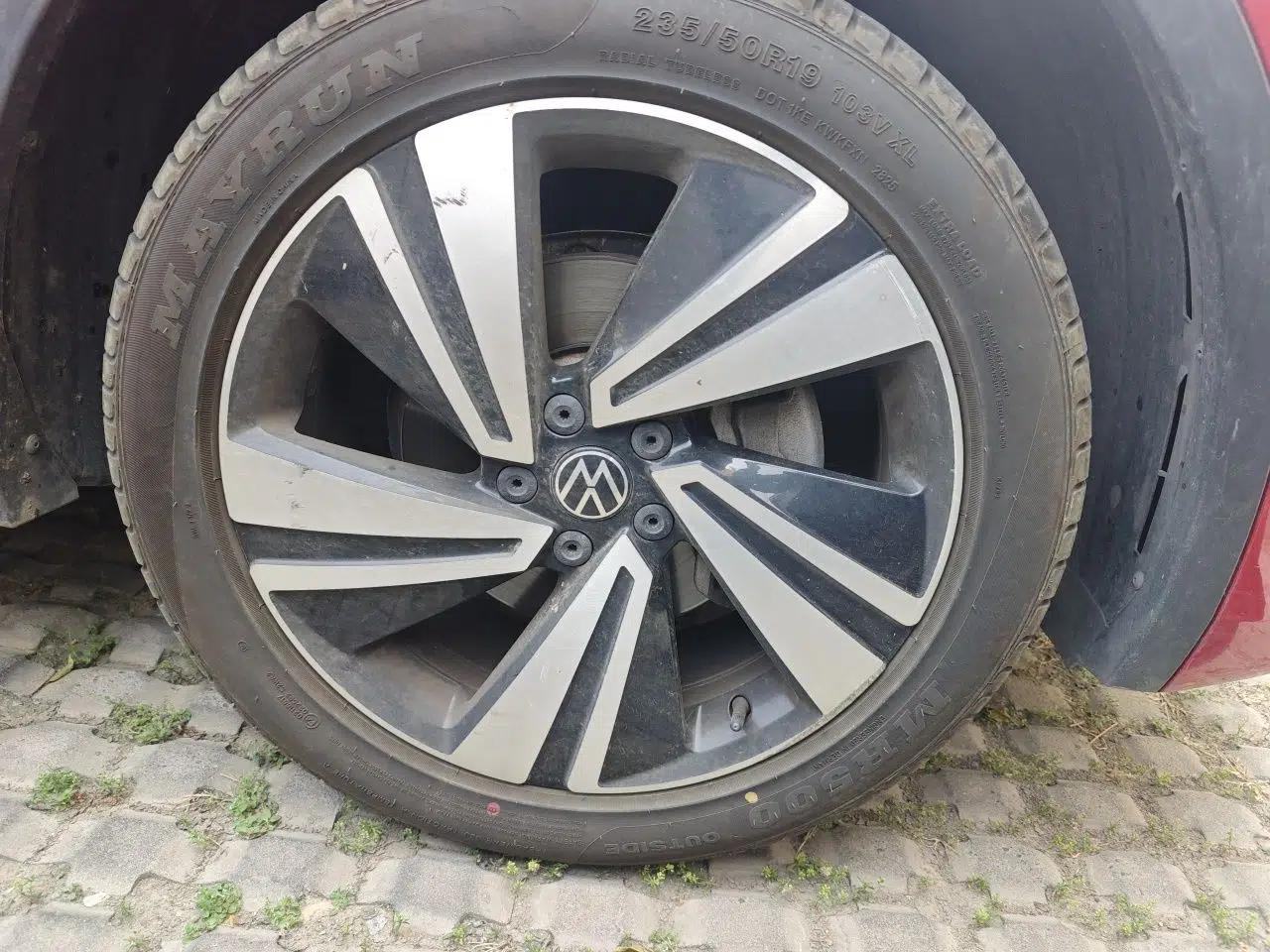 Volkswagen Tiguan X 2021 330TSI Two-Wheel-Drive Flagship Edition — миниатюра 8