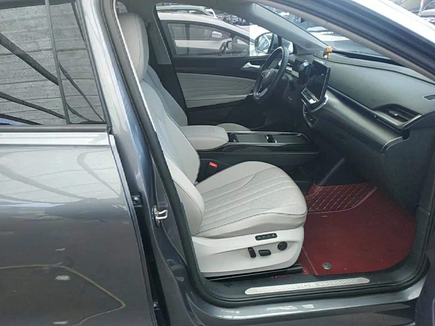 Volkswagen ID.6 X 2023 Ultra-Intelligent Long-Range Version — миниатюра 23