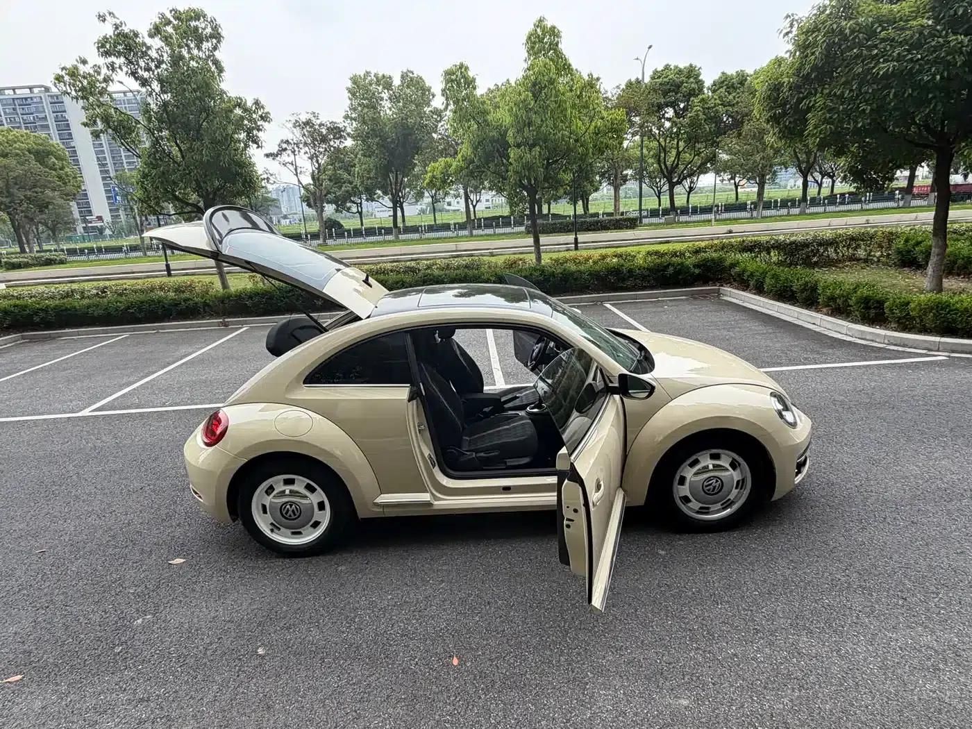 2019 Volkswagen Beetle 180TSI Classic Edition — миниатюра 8