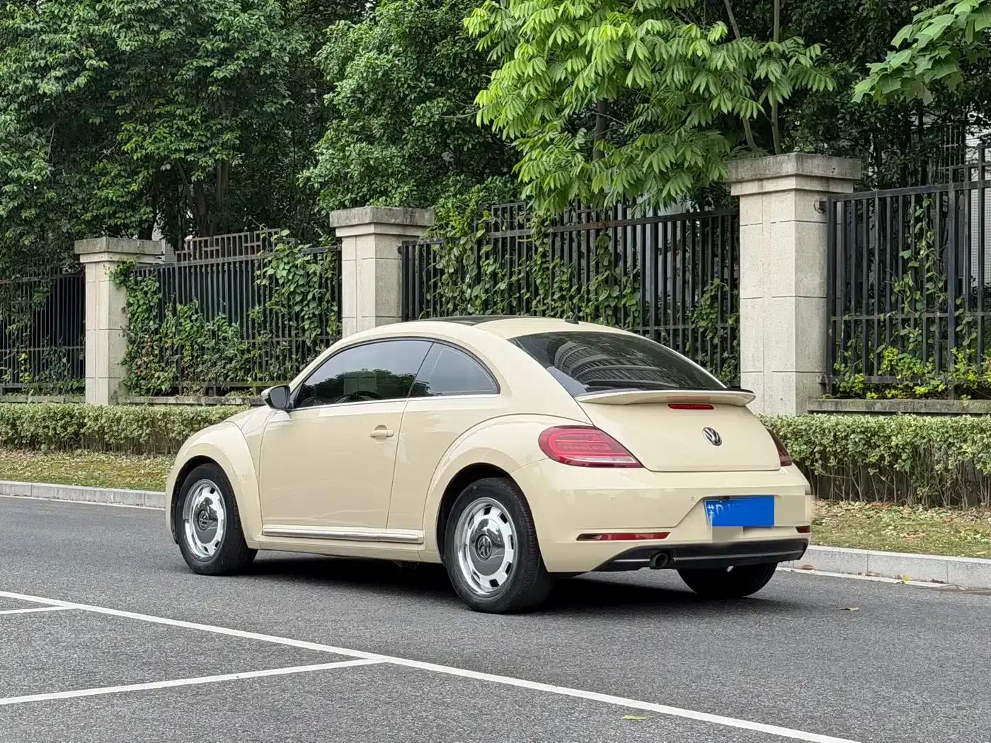 2019 Volkswagen Beetle 180TSI Classic Edition — миниатюра 10