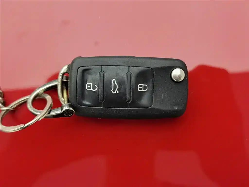 2015 Volkswagen Beetle 180TSI — миниатюра 19