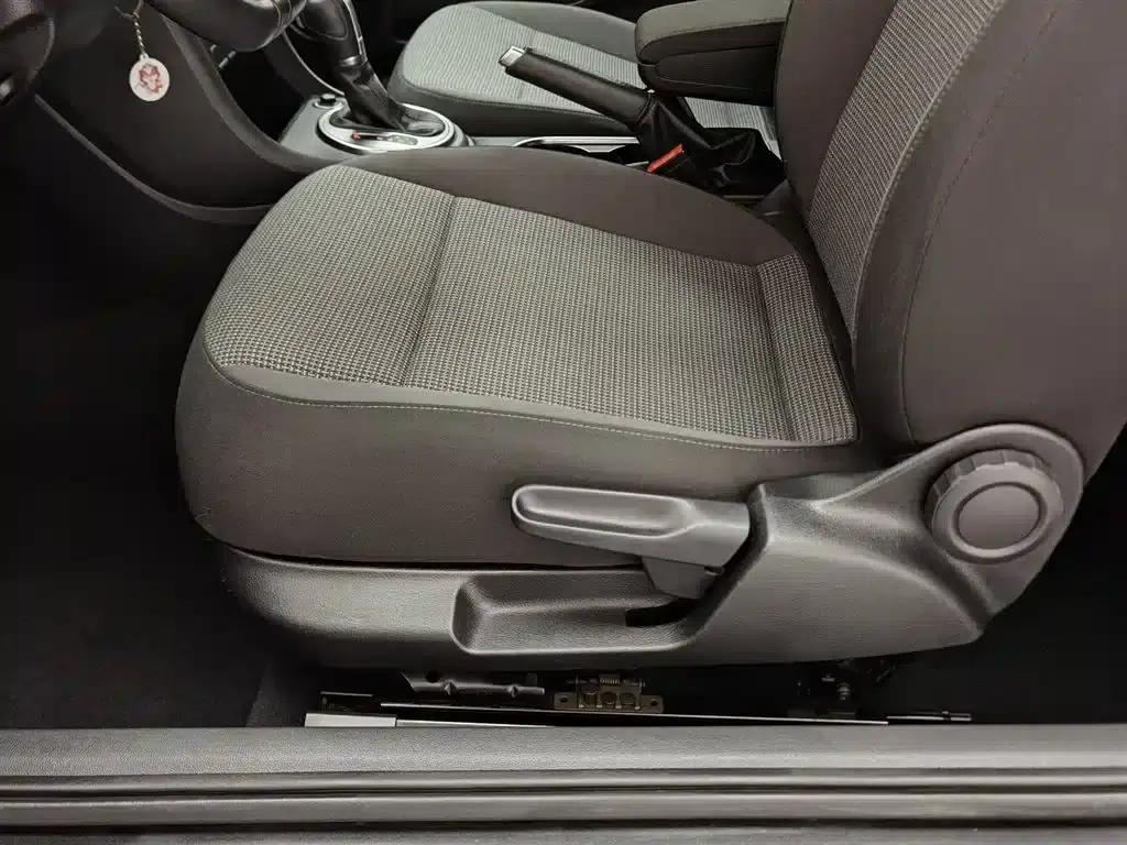 2015 Volkswagen Beetle 180TSI — миниатюра 20