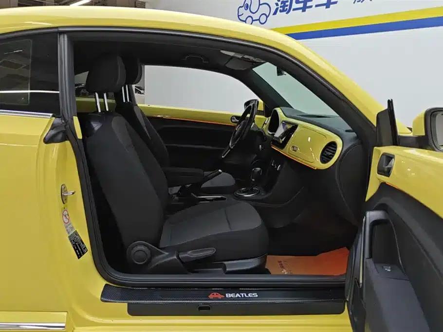 2014 Volkswagen Beetle 1.2TSI Fashion Edition — миниатюра 8