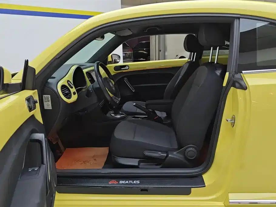 2014 Volkswagen Beetle 1.2TSI Fashion Edition — миниатюра 9