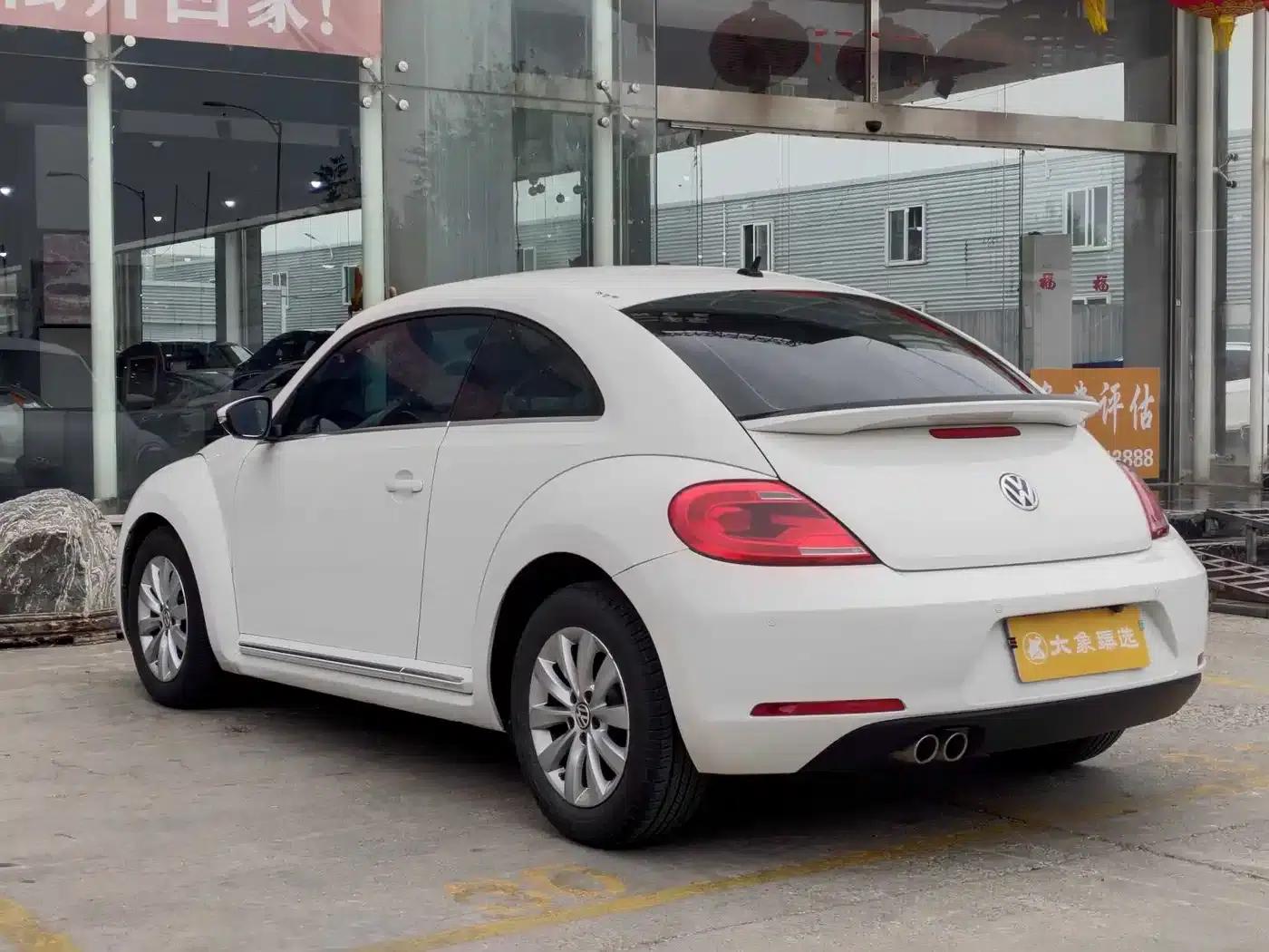 2014 Volkswagen Beetle 1.4TSI Fashion Edition — миниатюра 16