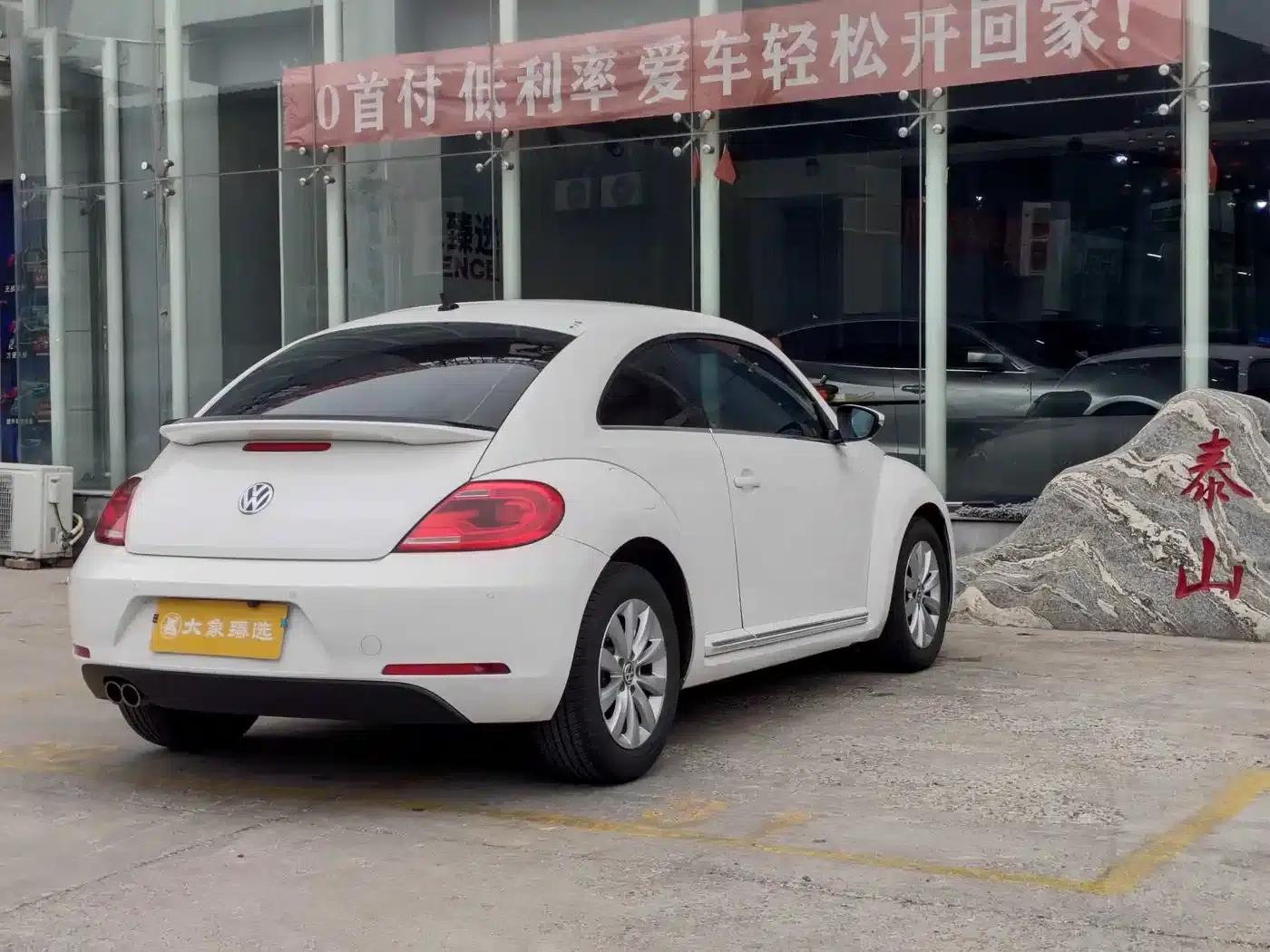 2014 Volkswagen Beetle 1.4TSI Fashion Edition — миниатюра 18