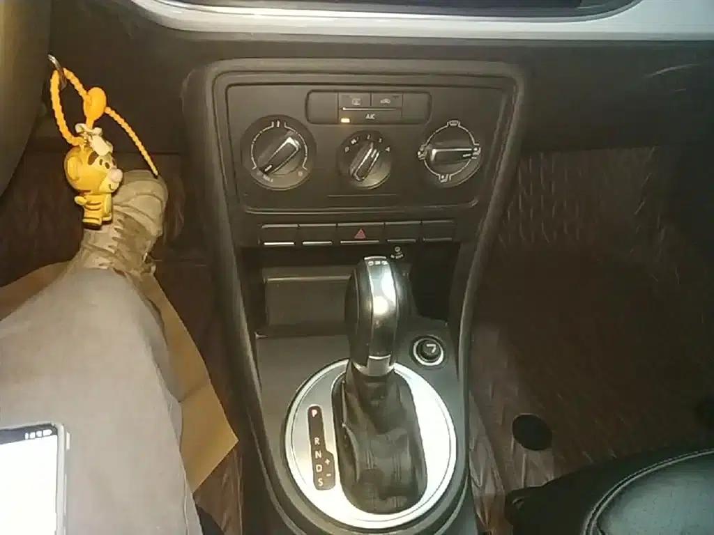 2015 Volkswagen Beetle 180TSI — миниатюра 14