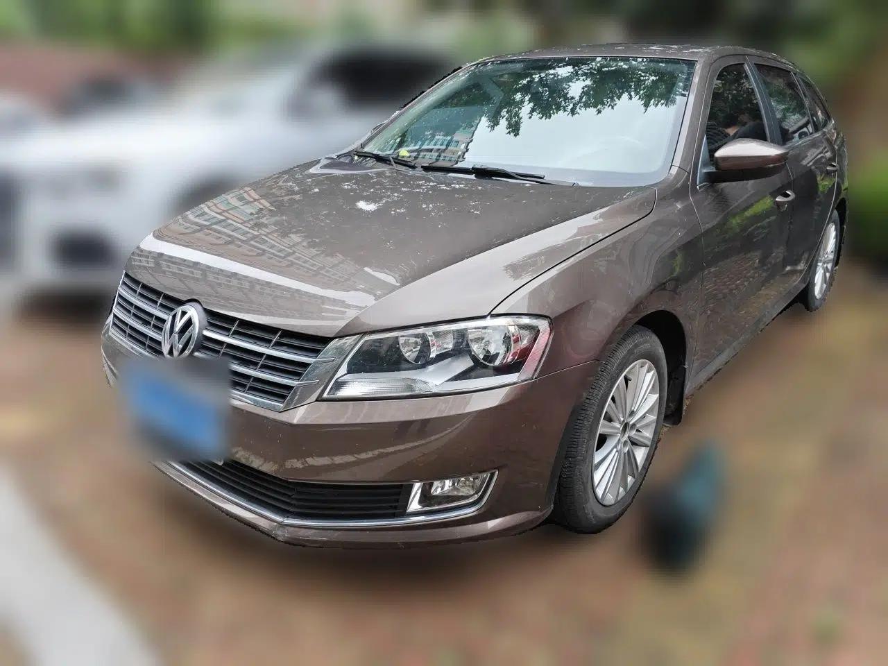 Volkswagen Gran Lavida 2013 1.6L Automatic Comfort Model — миниатюра 1