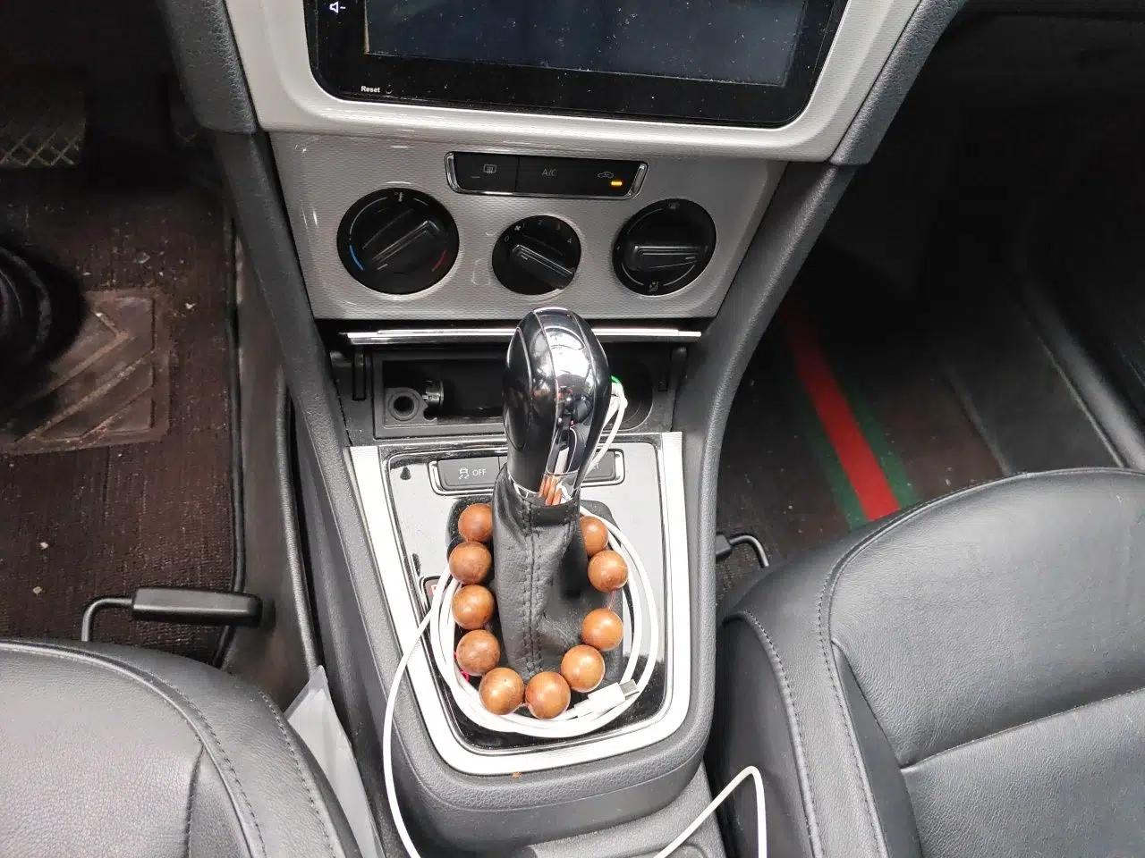 Volkswagen Gran Lavida 2013 1.6L Automatic Comfort Model — миниатюра 15