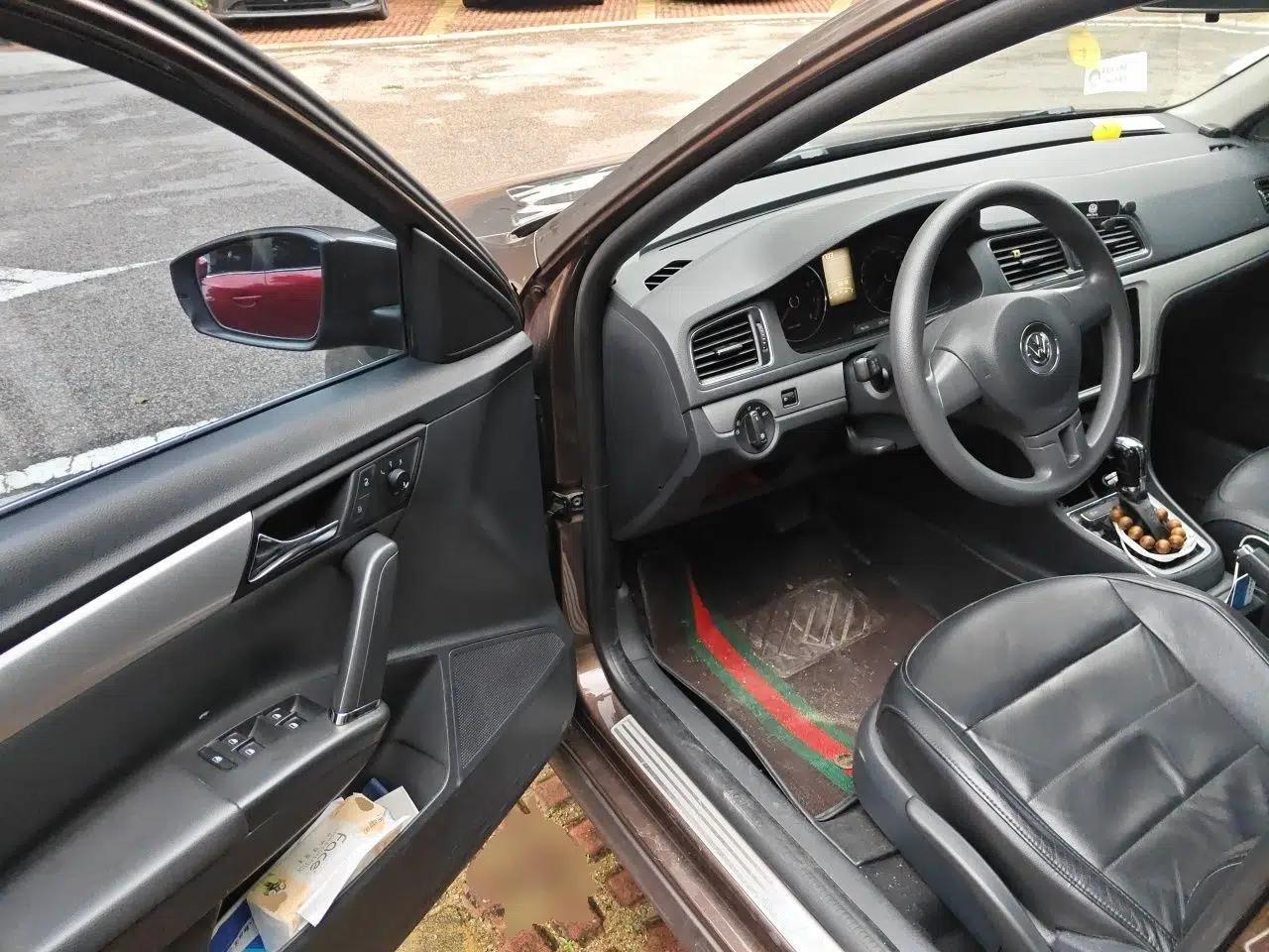 Volkswagen Gran Lavida 2013 1.6L Automatic Comfort Model — миниатюра 17