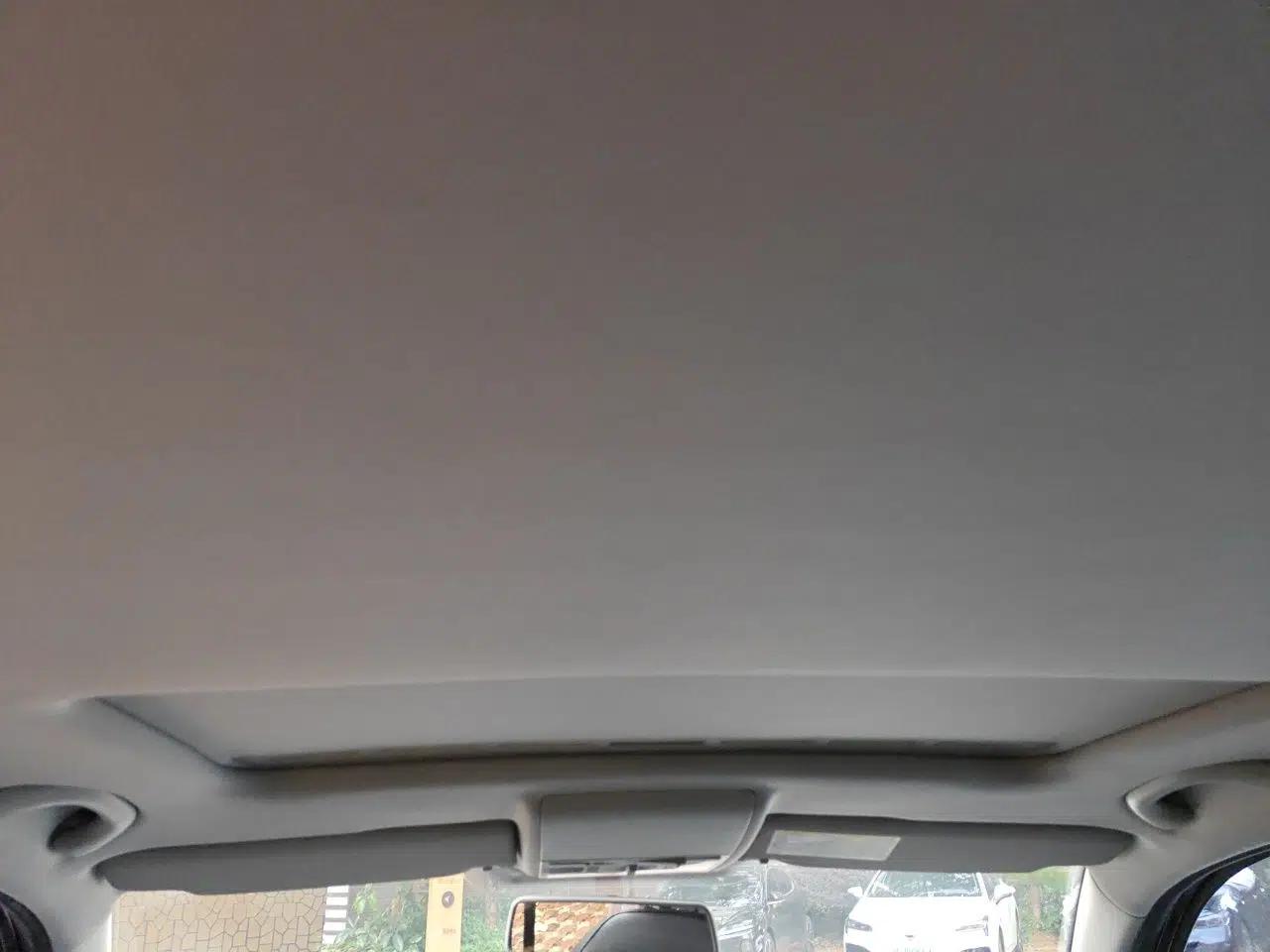 Volkswagen Gran Lavida 2013 1.6L Automatic Comfort Model — миниатюра 19