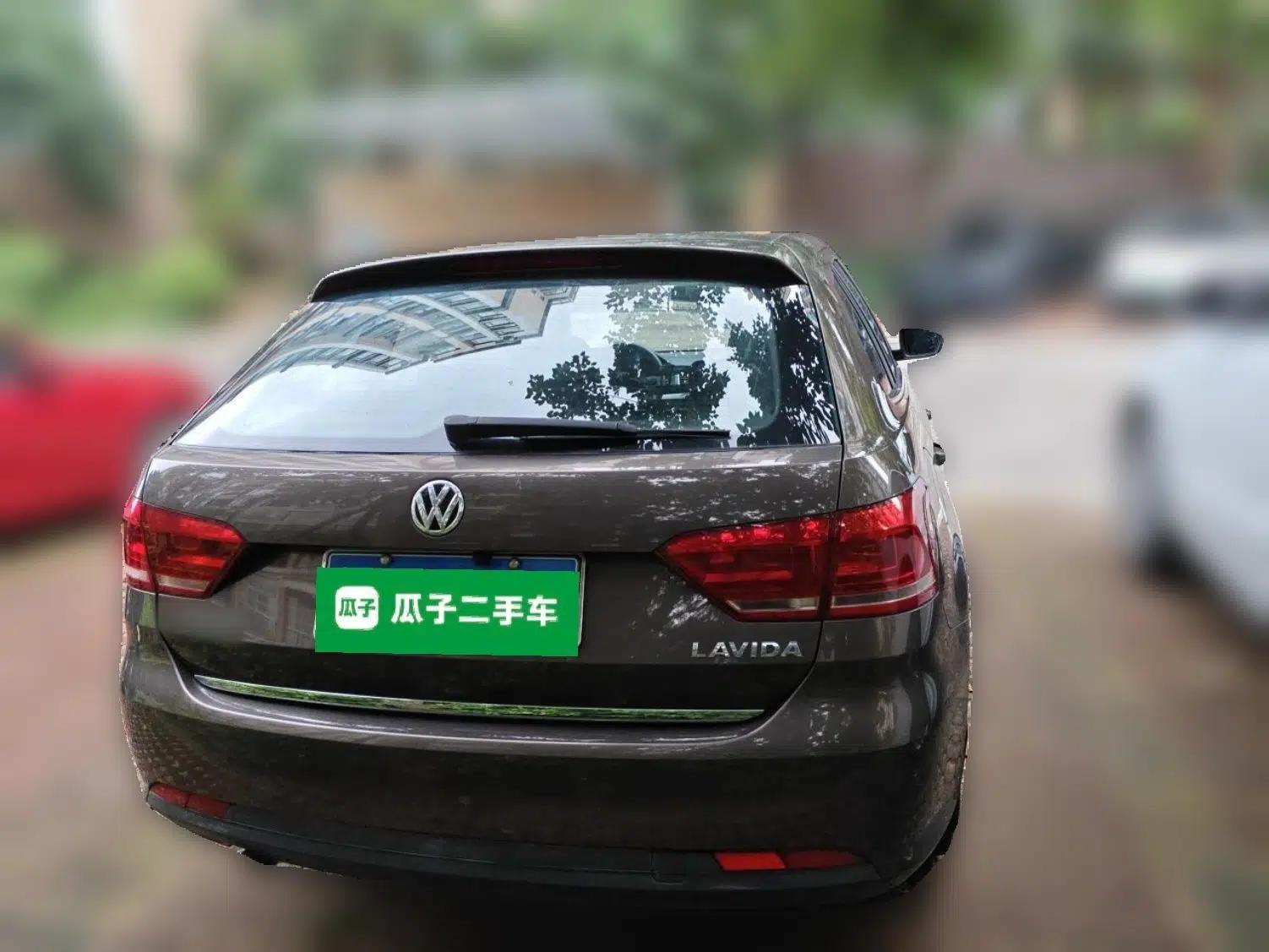 Volkswagen Gran Lavida 2013 1.6L Automatic Comfort Model — миниатюра 5