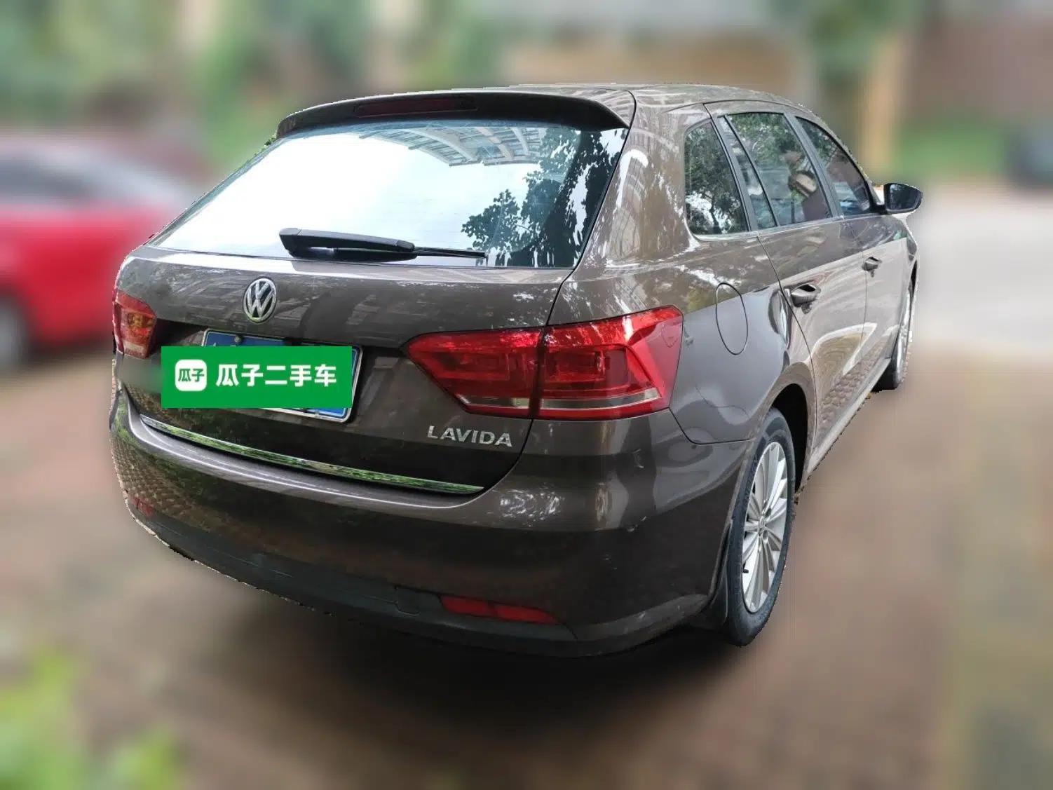Volkswagen Gran Lavida 2013 1.6L Automatic Comfort Model — миниатюра 6
