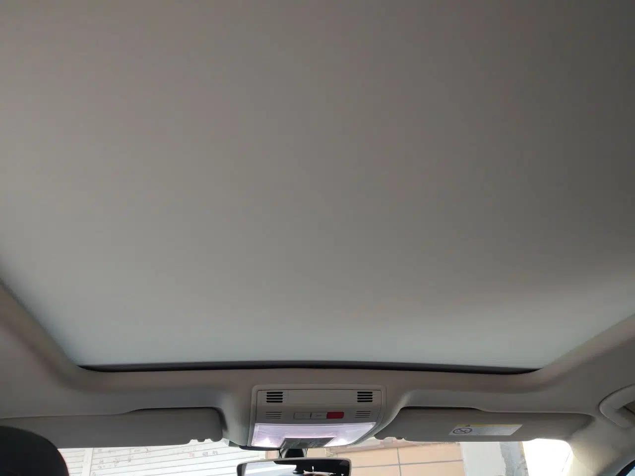 Volkswagen Variant New Energy 2019 GTE model — миниатюра 19