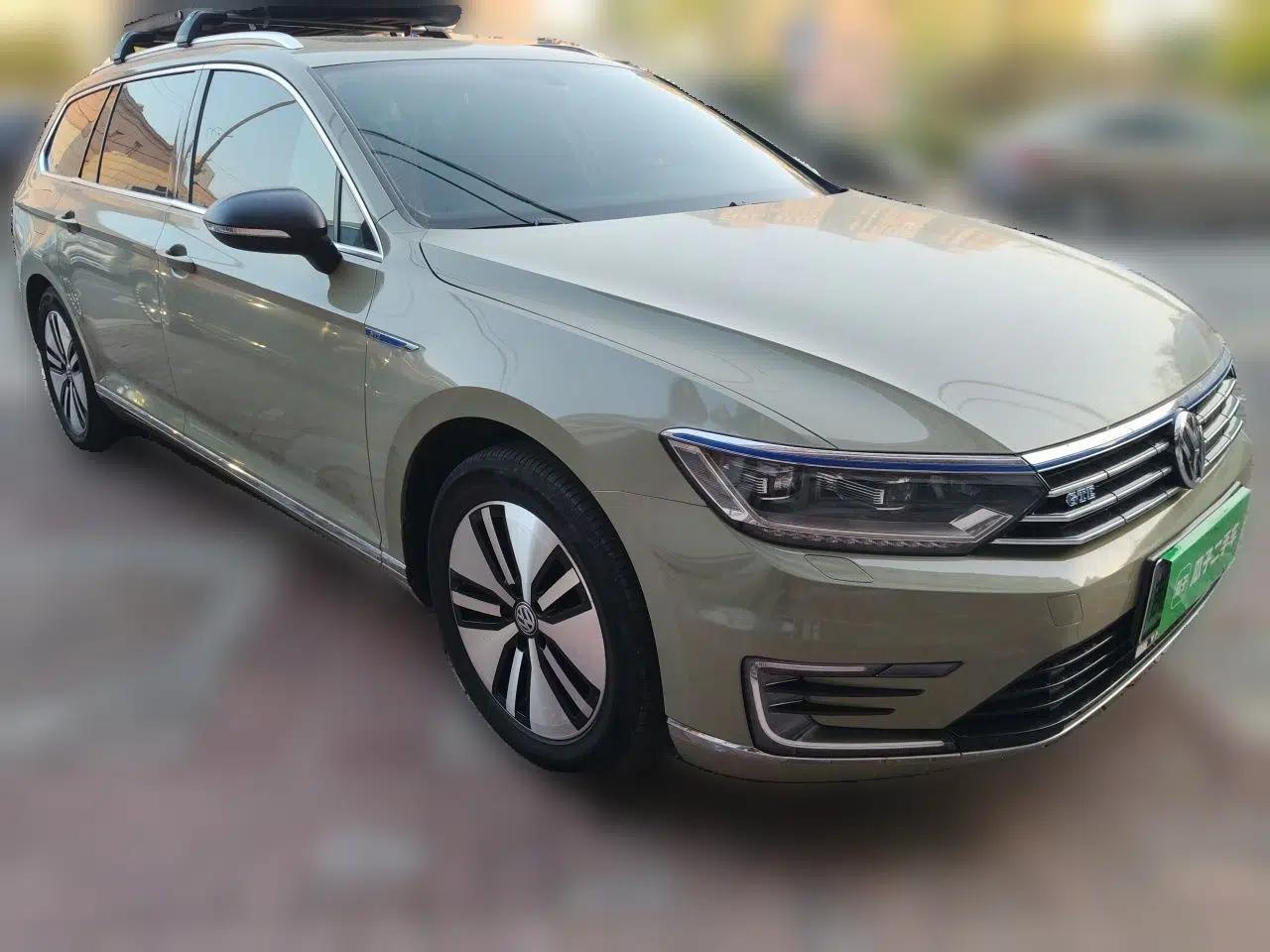 Volkswagen Variant New Energy 2019 GTE model — миниатюра 3
