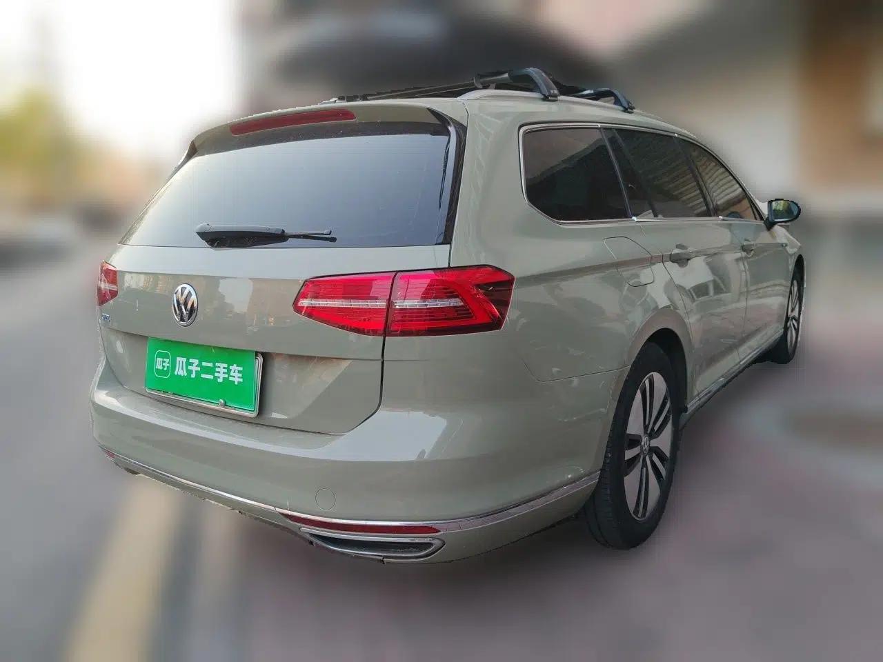 Volkswagen Variant New Energy 2019 GTE model — миниатюра 6