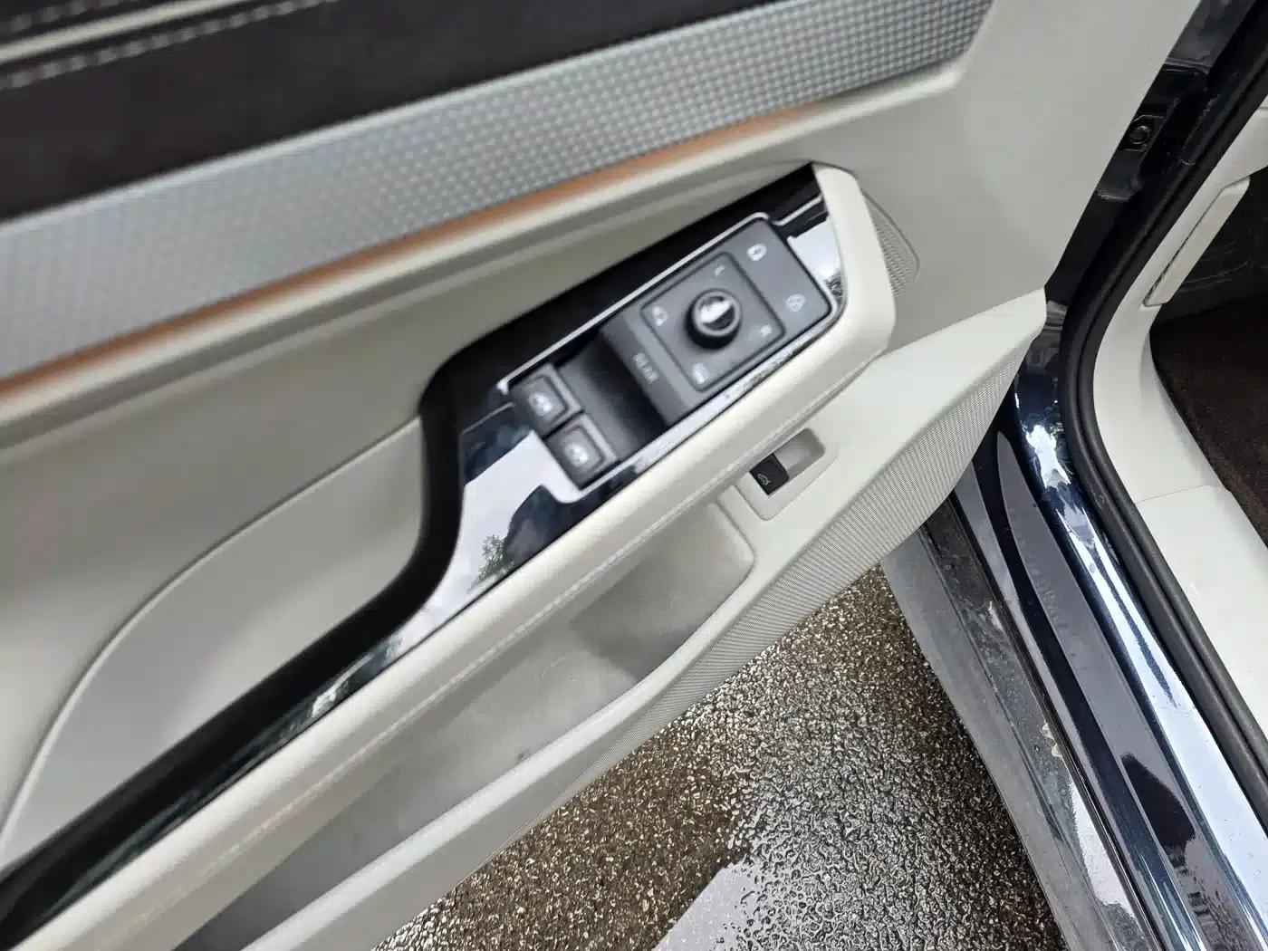 Volkswagen ID.7 VIZZION 2024 First Edition — миниатюра 19