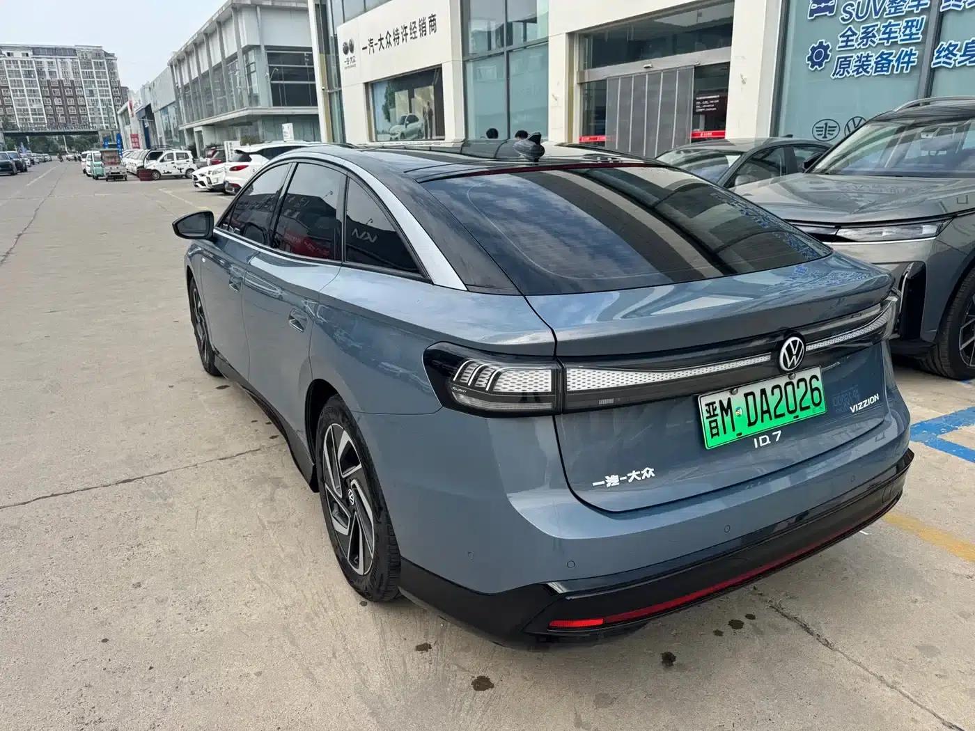 Volkswagen ID.7 VIZZION 2024 First Edition — миниатюра 3