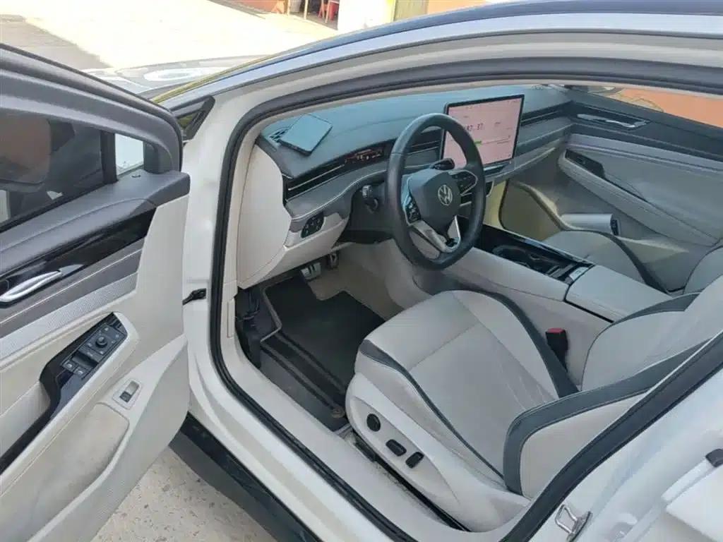 Volkswagen ID.7 VIZZION 2024 First Edition — миниатюра 16